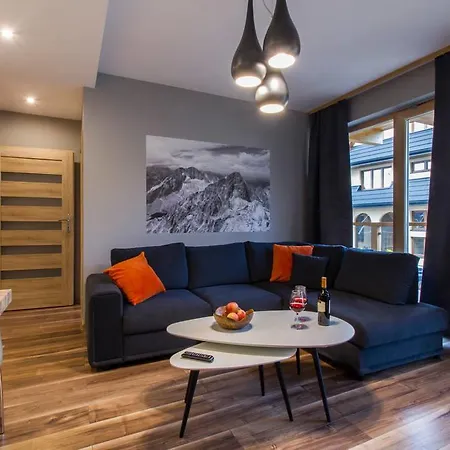 Apartament Ornak *